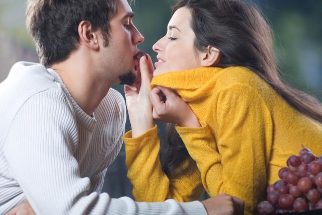 Neothink® Clubhouses Romance